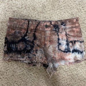 SIWY DENIM CAMILLA LOW-RISE SHORTS IN KALEIDOSCOPE